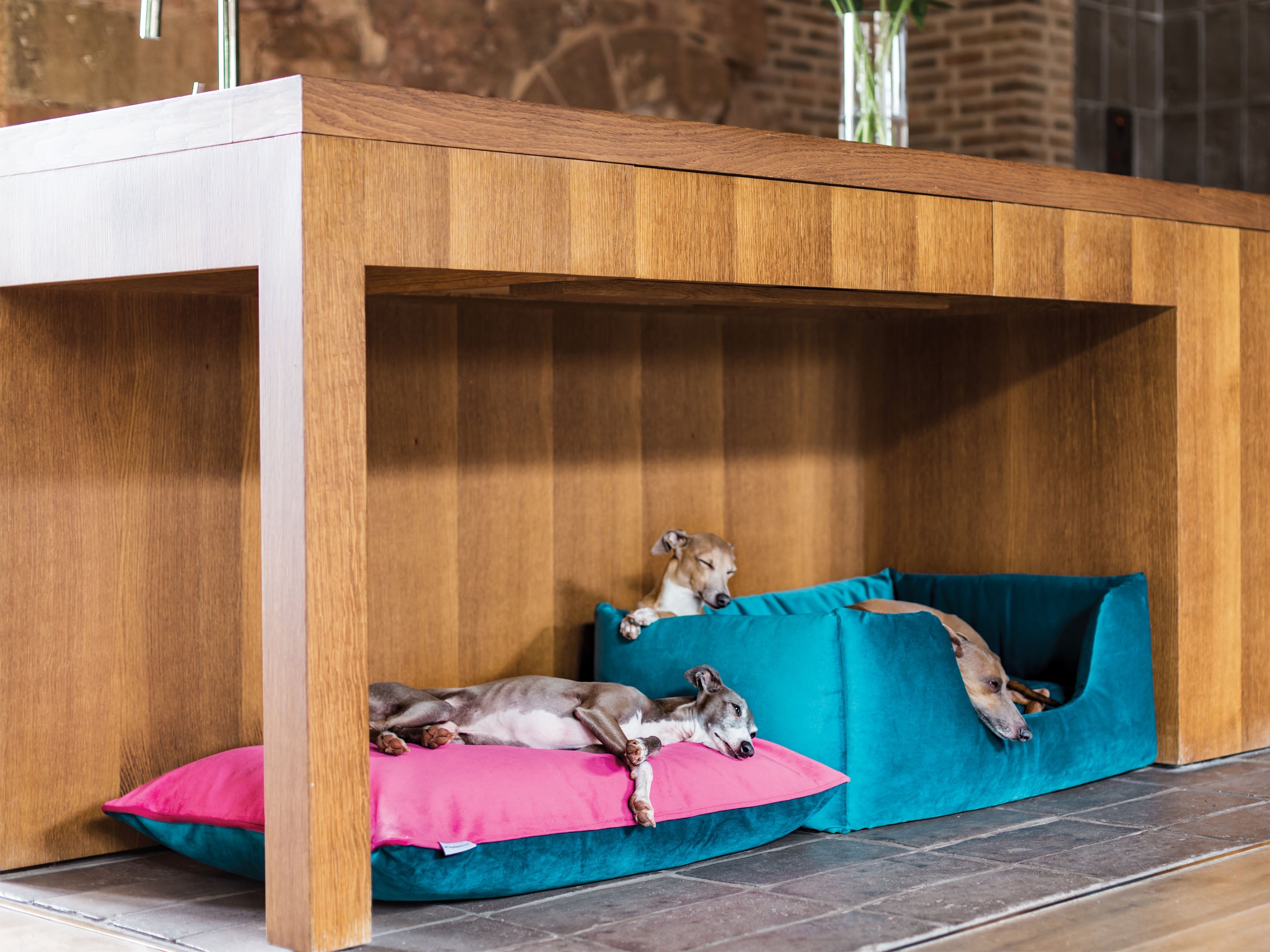 Charley Chau Luxury Dog Beds by Design