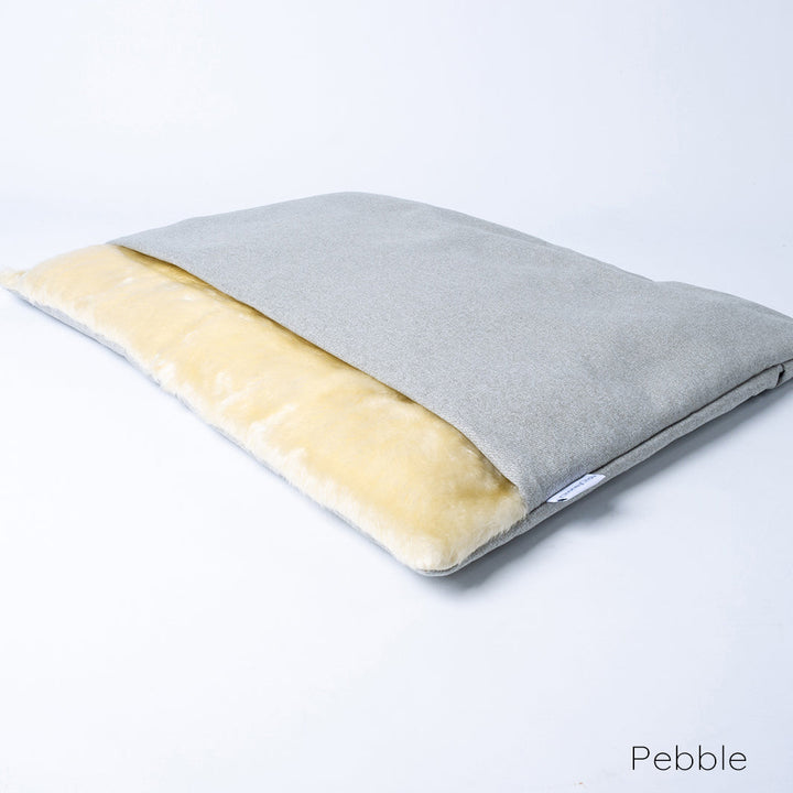 Charley Chau Sleeping Bag for Dogs - Burrow Bag in Faroe