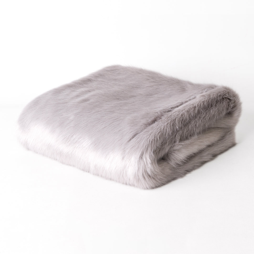 Charley Chau Luxury Faux-Fur Dog Blanket