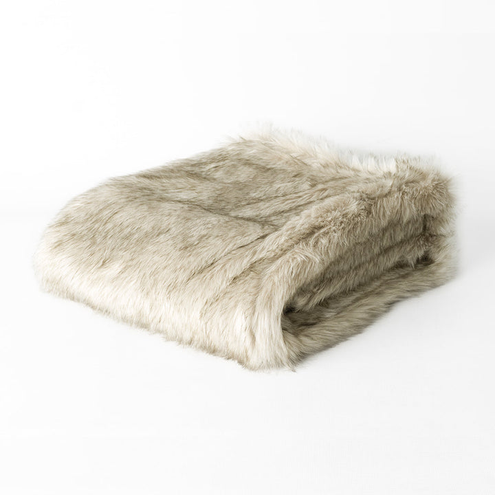 Charley Chau Luxury Faux-Fur Dog Blanket